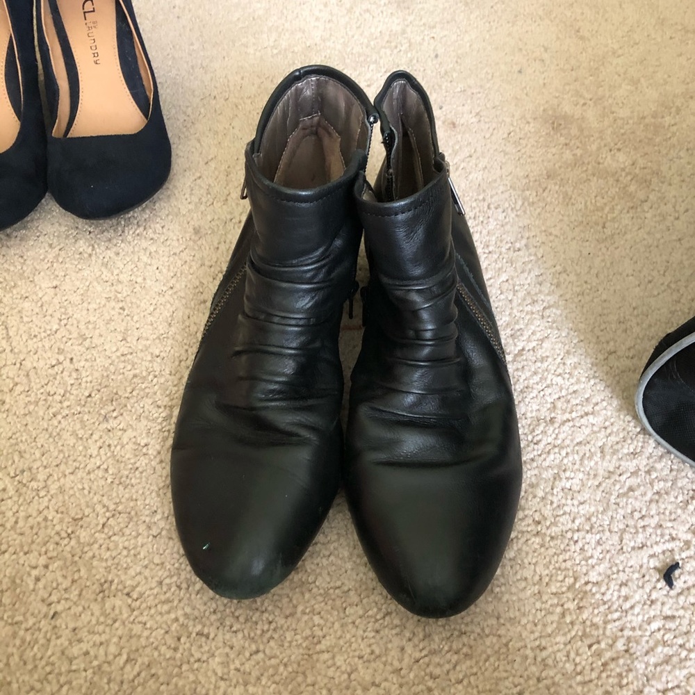 black booties